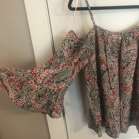 Top - Picture 2 of 4